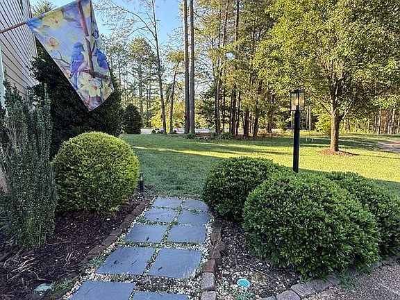 5th image of 11283 Winding River Rd