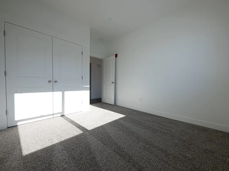 459 W 15 S #D304 — Photo 23