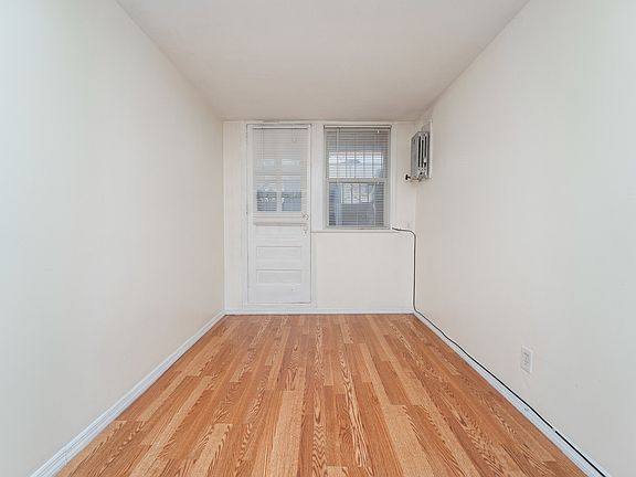 5th image of 32-32 32nd St #1B