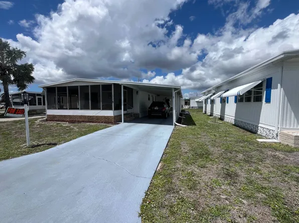 3145 Pluto Cir, North Fort Myers, FL 33903