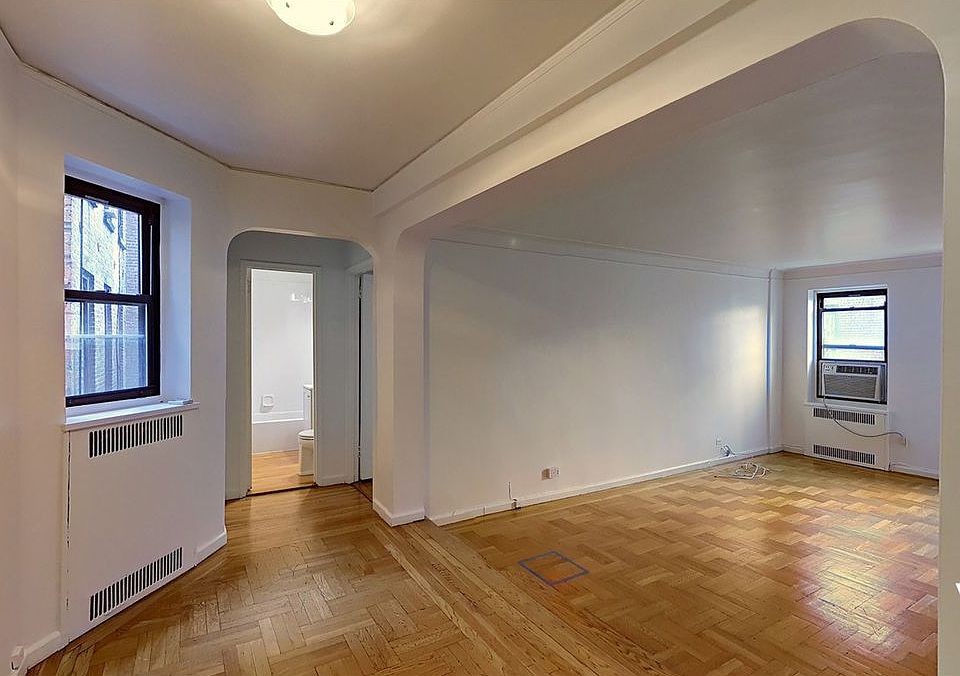1st image of 155 W 71st St APT 3E