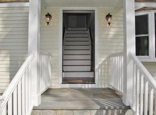 6 Lakeview Dr E, Norwalk, CT 06850