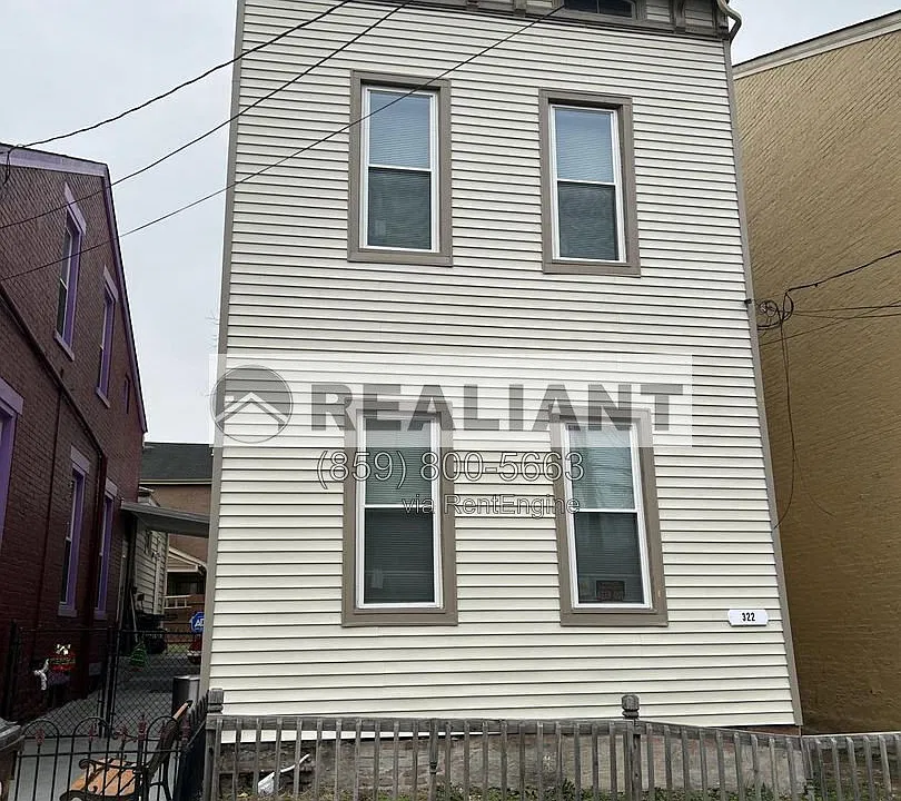 322 Trevor St #2