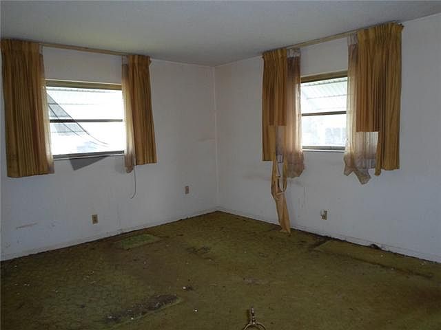 2nd image of 1420 NW 67th Ave