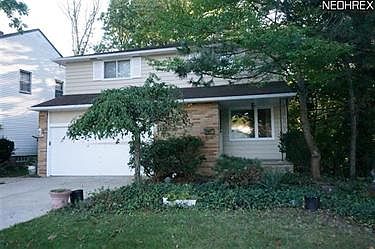 2nd image of 25141 Chatworth Dr