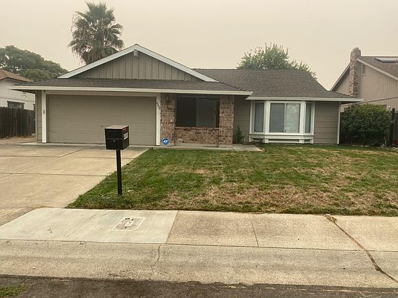 3rd image of 4490 Lineras Way