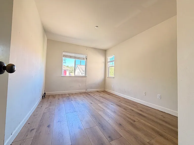 412 Mountain Meadows Dr — Photo 29