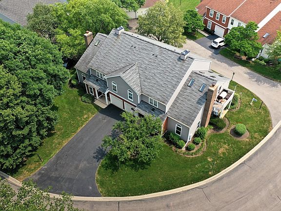 3rd image of 141 S Stonington Dr