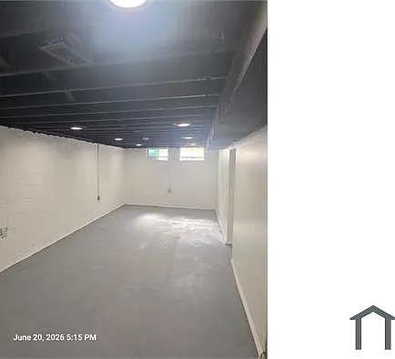 17805 Hazelwood Ave — Photo 15