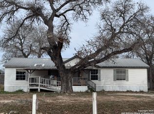 1427 Black Powder, San Antonio, TX 78264