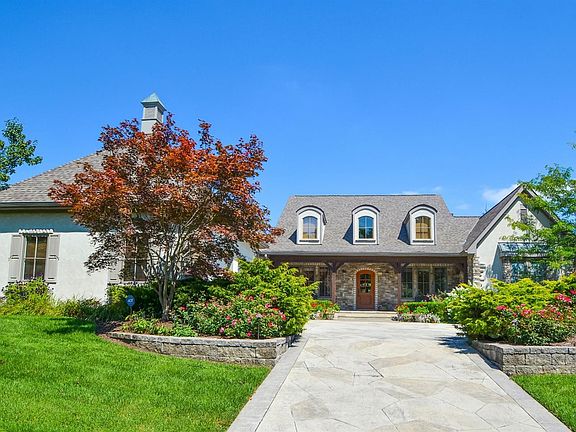 3rd image of 5278 Vista Point Dr