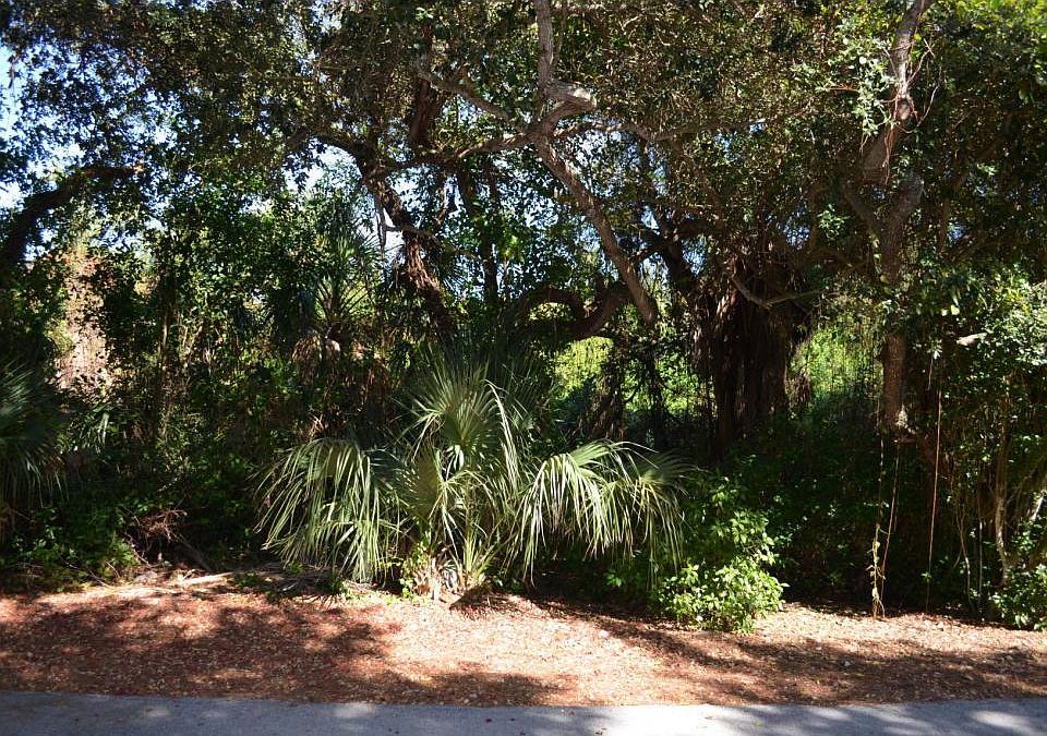 1st image of 376 Morning Glory Ln #0