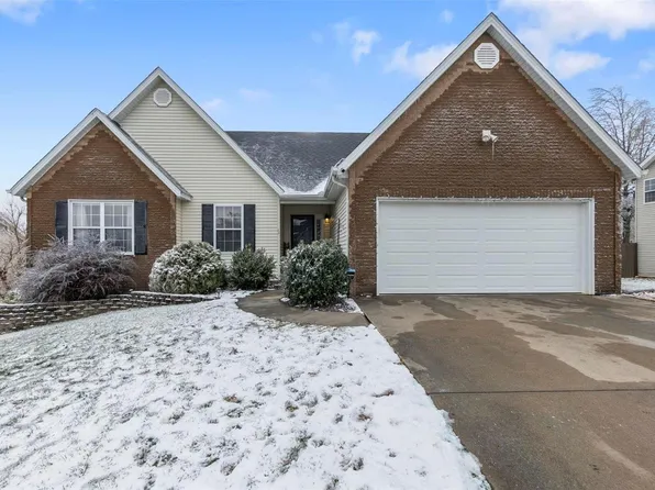 636 Pleasant Lake Dr, Jackson, MO 63755