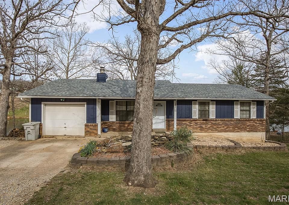 1st image of 466 Rue Martel