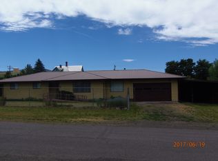 945 C St, Fossil, OR 97830