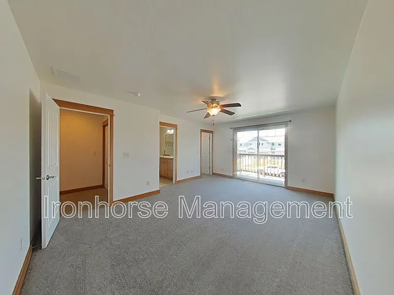 5471 Glenellen Dr #4 — Photo 18
