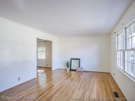 3rd image of 515 Carteret Pl
