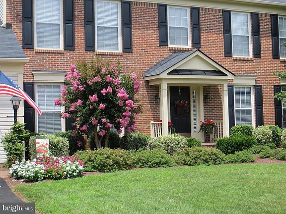 3rd image of 2827 Noble Fir Ct