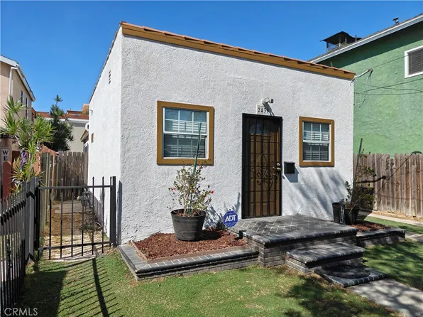 2439 E 15th St, Long Beach, CA 90804