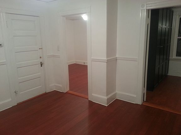 4th image of 10 Mount Vernon St #1
