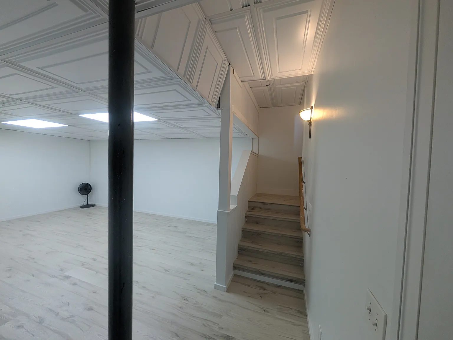 4 bed, 2100 sqft, $2,400 — Photo 4