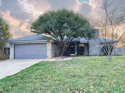 6813 Wayfarer Trl, Fort Worth, TX, 76137