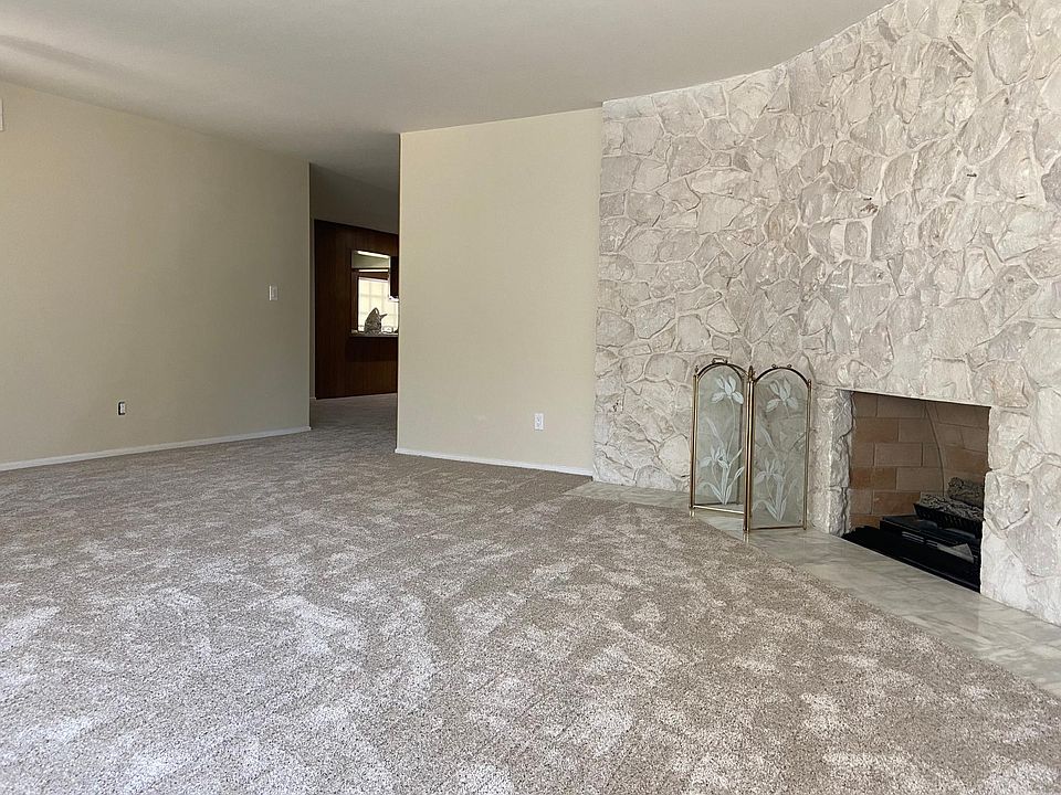 working fireplace in formal living room