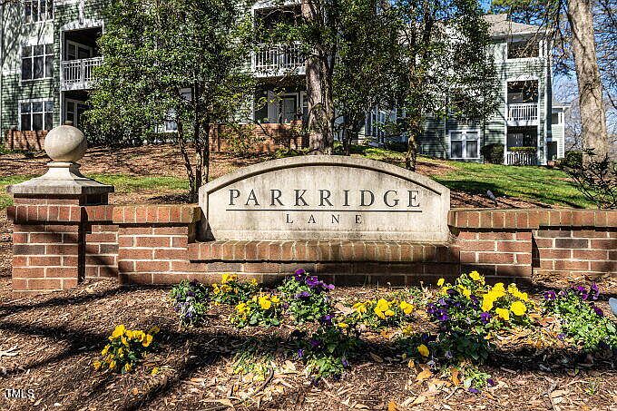 1st image of 1121 Parkridge Ln APT 109