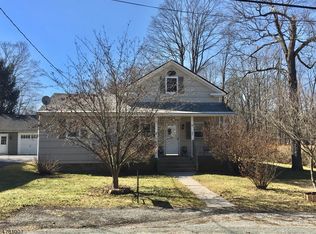 181 Stephensburg Rd, Port Murray, NJ 07865