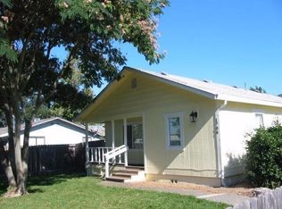 1706 SW I St, Grants Pass, OR 97526