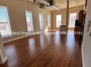 821 Garrison Ave APT 6, Fort Smith, AR 72901