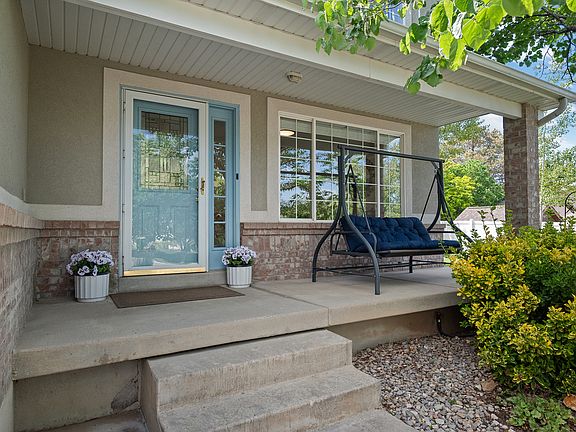2nd image of 12374 S Lampton View Dr