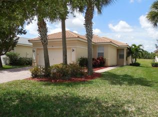 700 NW Stanford Ln, Port Saint Lucie, FL 34983