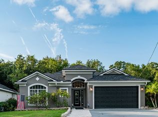 383 Dixie Hwy, Tarpon Springs, FL 34689