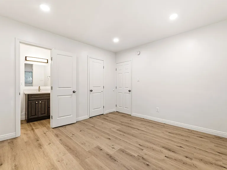 6130 Mesa Ave #3 — Photo 4