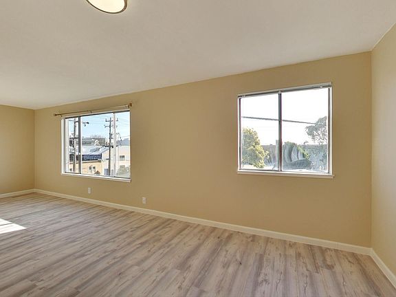 5th image of 3571 16th St APT 10