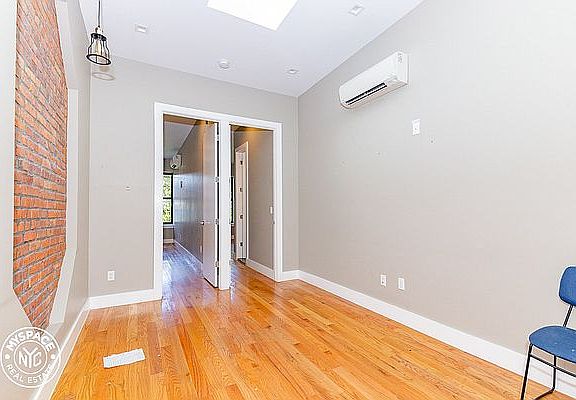 5th image of 243 Hart St #4M