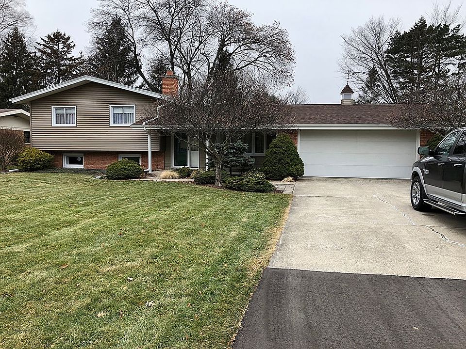 1st image of 1855 E Packard Dr