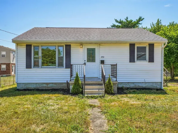 250 Nicholas Dr, Circleville, OH 43113