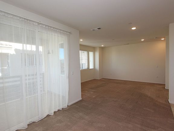 3rd image of 5231 Calle Rockfish Unit 107