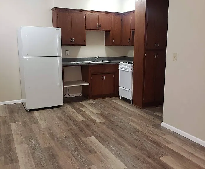 1831 Stinson Blvd #6 — Photo 2