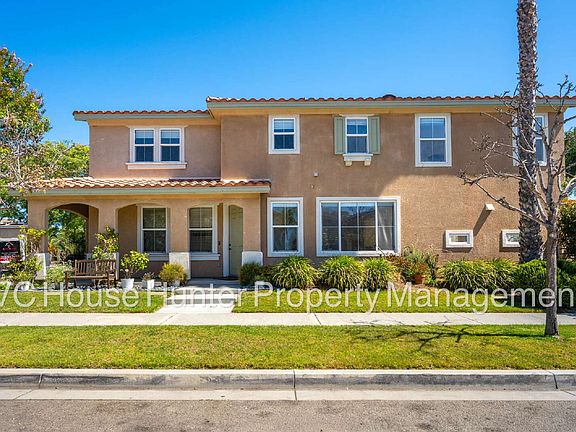 2nd image of 708 Entrada Dr