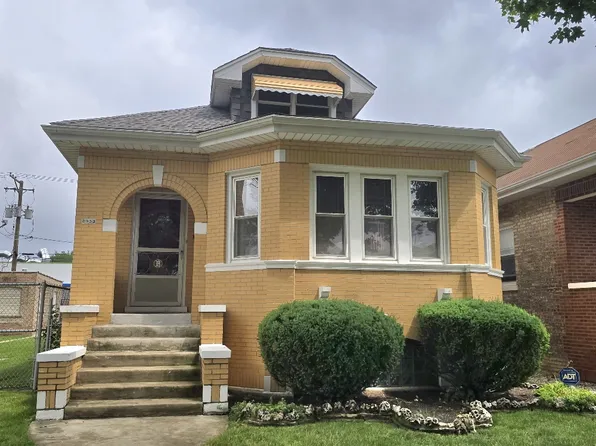 2953 N Parkside Ave, Chicago, IL 60634