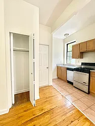 Rented by HOLTON REAL ESTATE INC.