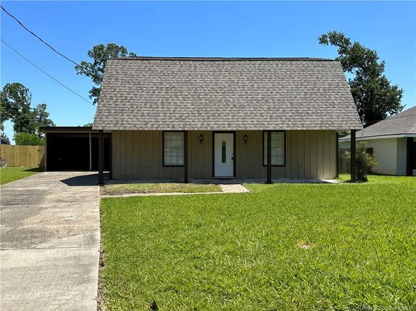 1310 Rue De Cypress, Westlake, LA 70669
