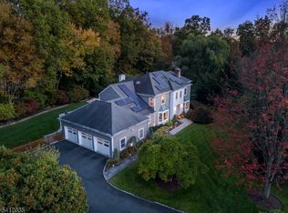 15 Olde Greenhouse Ln, Madison Boro, NJ 07940