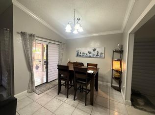 6022 NW 172 Terrace Cir, Hialeah, FL 33015