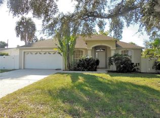 10260 110th St, Seminole, FL 33778