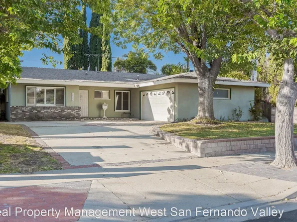 23719 Hartland St, West Hills, CA 91307