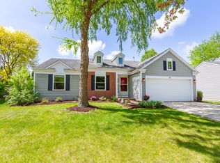 31 Jefferson Ln, Streamwood, IL 60107